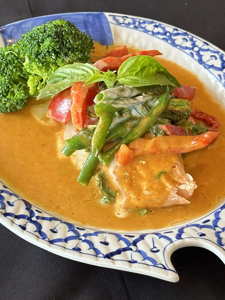 Chef’s Specials Thai Paradise Chef’s Specials Thai Paradise